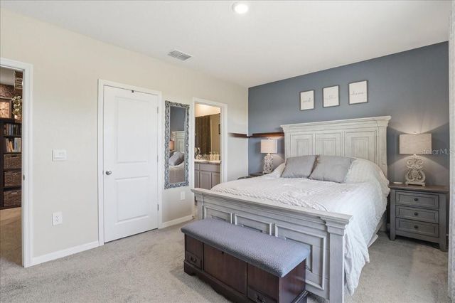 17456 CRESCENT MOON LOOP, Bradenton, FL 34211