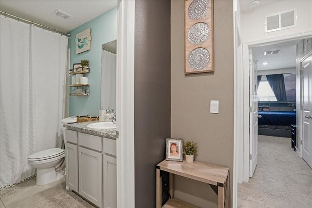 17456 CRESCENT MOON LOOP, Bradenton, FL 34211