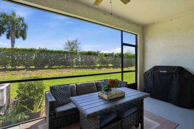 17456 CRESCENT MOON LOOP, Bradenton, FL 34211