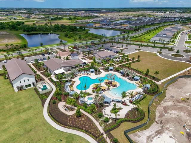 17456 CRESCENT MOON LOOP, Bradenton, FL 34211