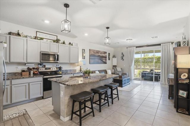 17456 CRESCENT MOON LOOP, Bradenton, FL 34211