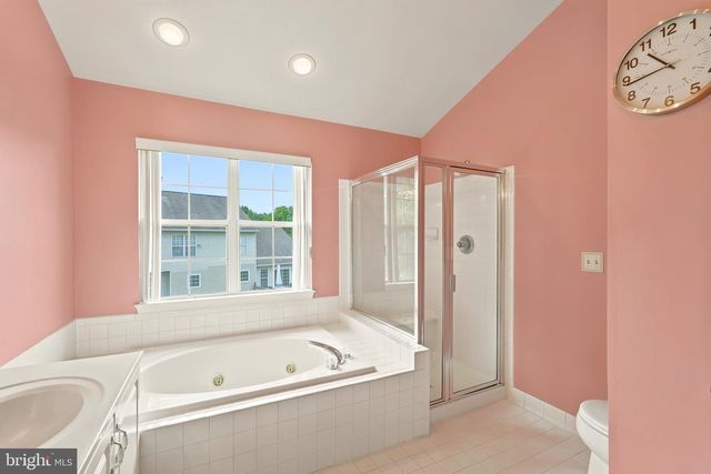 219 FOXBOROUGH DR SW, Leesburg, VA 20175