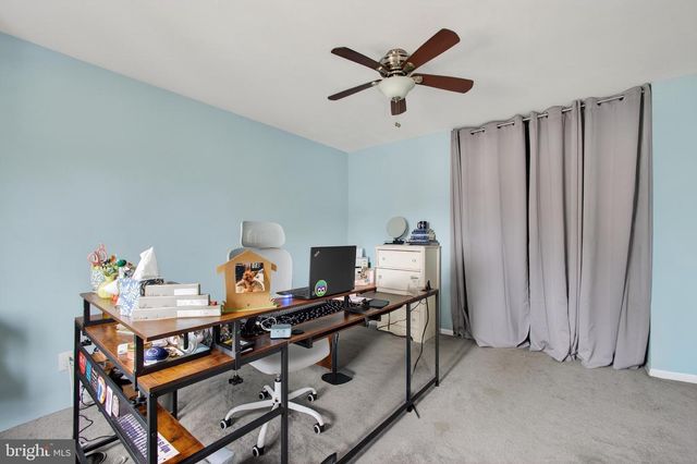 202 E CHELSEA CIR, Newtown Square, PA 19073