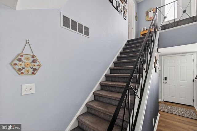 202 E CHELSEA CIR, Newtown Square, PA 19073