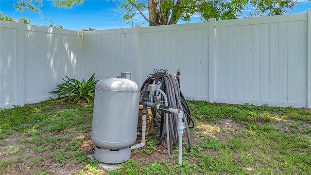 6765 NW 14TH AVENUE, Ocala, FL 34475