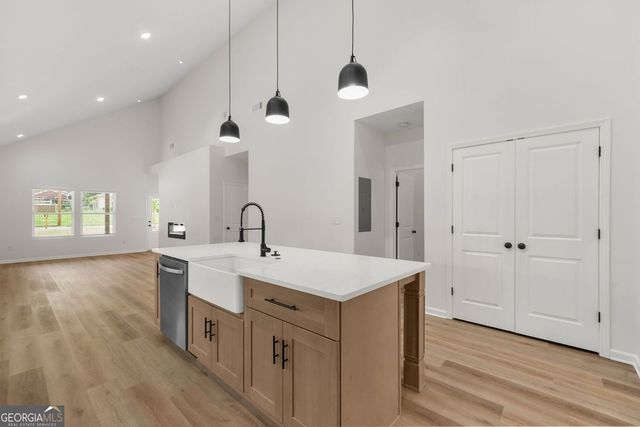 1470 Monteel Drive NW, Atlanta, GA 30318