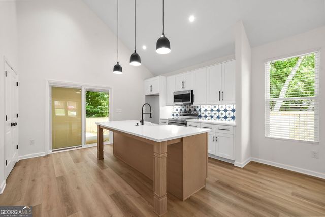 1470 Monteel Drive NW, Atlanta, GA 30318