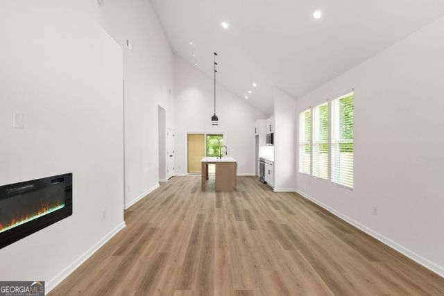 1470 Monteel Drive NW, Atlanta, GA 30318