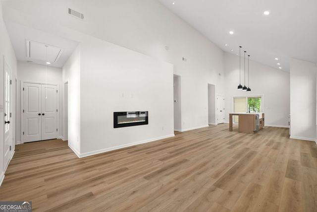 1470 Monteel Drive NW, Atlanta, GA 30318