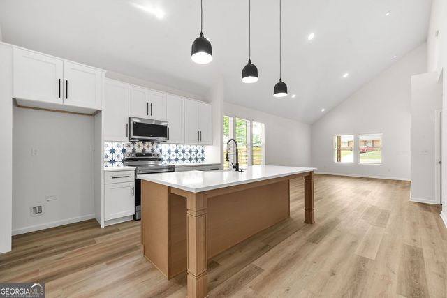 1470 Monteel Drive NW, Atlanta, GA 30318
