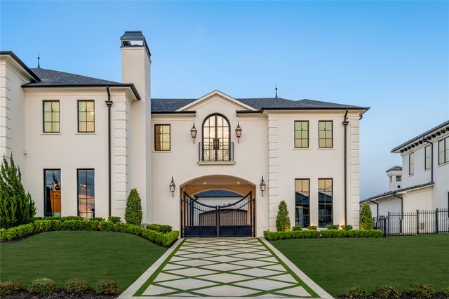 12460 Farmstead Drive, Frisco, TX 75033