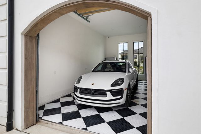 12460 Farmstead Drive, Frisco, TX 75033