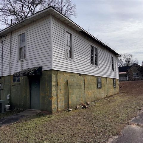 103 E Freeman Street, Newnan, GA 30263