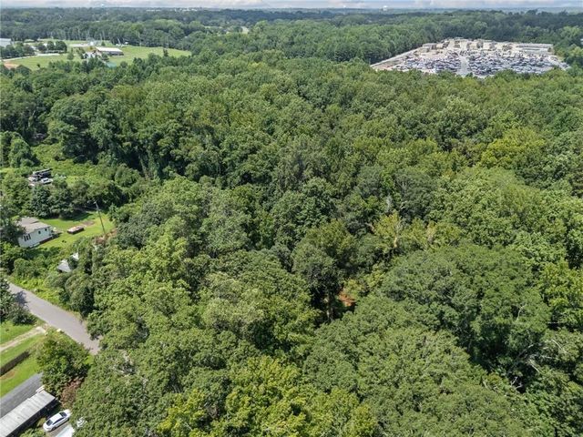 103 E Freeman Street, Newnan, GA 30263