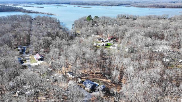 141 Beechwood Dr, Cadiz, KY 42211