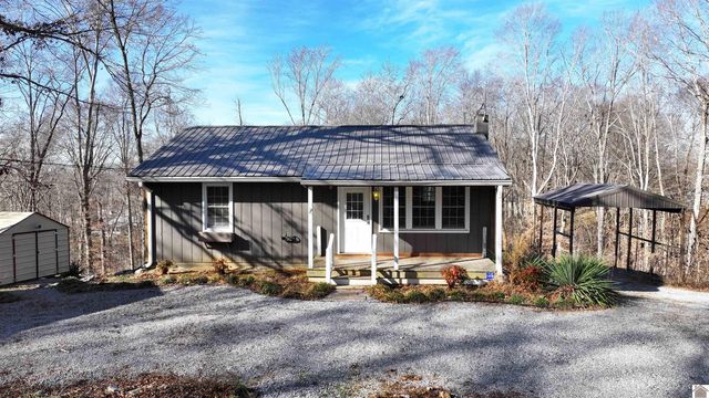 141 Beechwood Dr, Cadiz, KY 42211