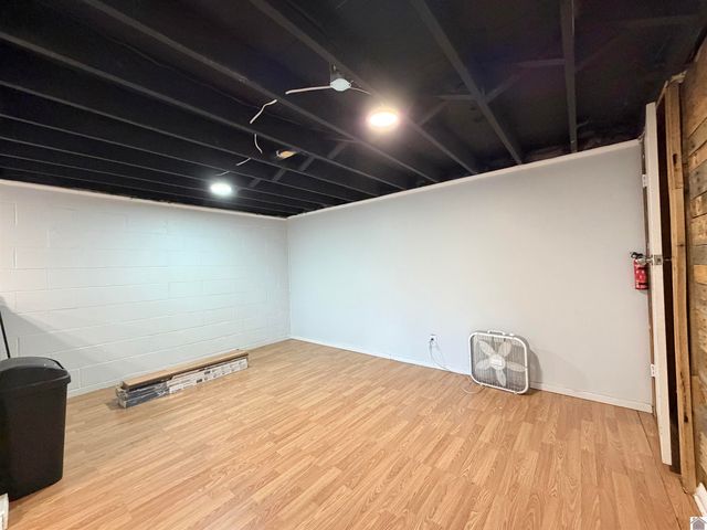 141 Beechwood Dr, Cadiz, KY 42211