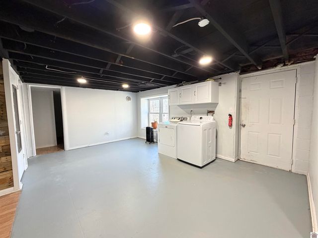 141 Beechwood Dr, Cadiz, KY 42211