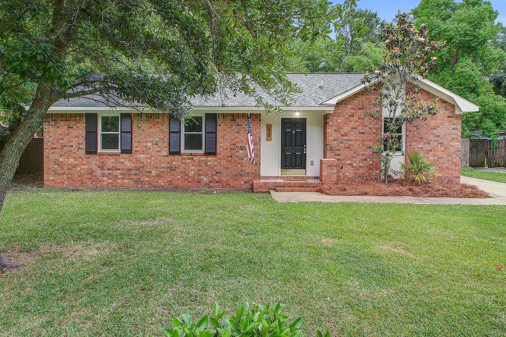 58 Oak Grove Road, Goose Creek, SC 29445