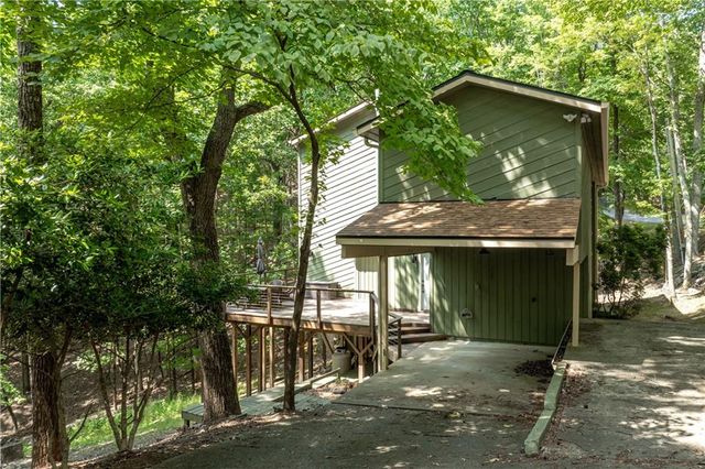 102 Jack Pine Court, Waleska, GA 30183