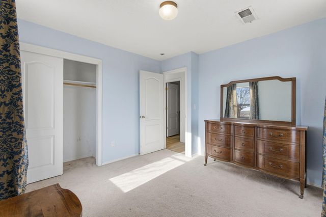 38 Sheba Place, Los Lunas, NM 87031