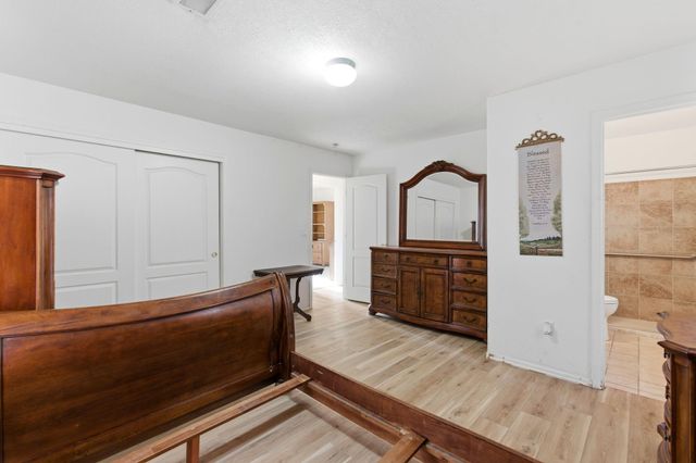 38 Sheba Place, Los Lunas, NM 87031