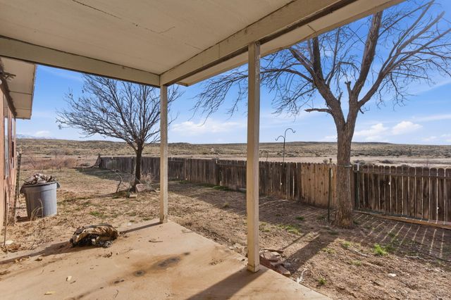 38 Sheba Place, Los Lunas, NM 87031