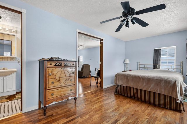 1008 Oak Street, Niles, MI 49120