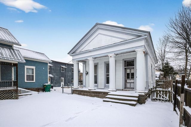 1008 Oak Street, Niles, MI 49120