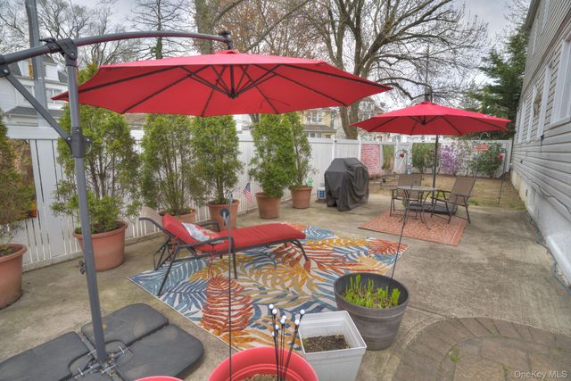 8021 62nd Street, Glendale, NY 11385