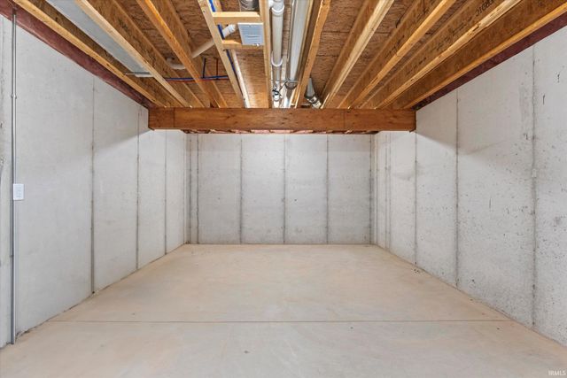 1550 Sandlewood Drive, Goshen, IN 46526