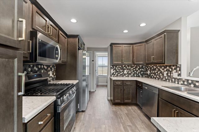 1550 Sandlewood Drive, Goshen, IN 46526