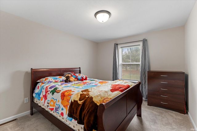 1550 Sandlewood Drive, Goshen, IN 46526