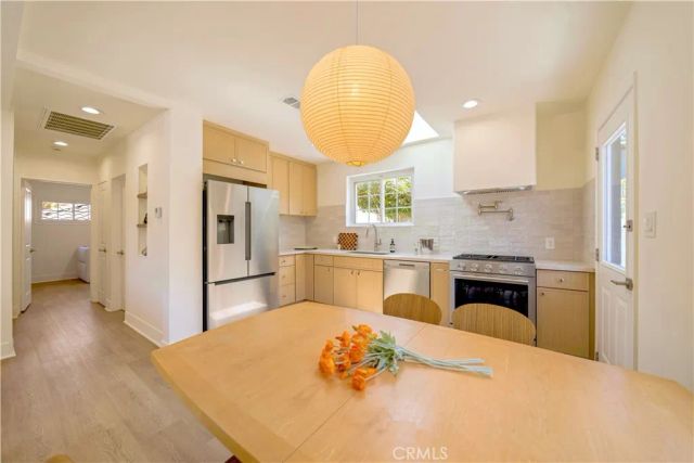 3456 Division, Los Angeles, CA 90065