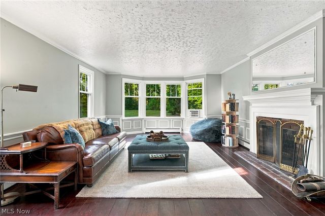 8145 Chagrin Road, Chagrin Falls, OH 44023