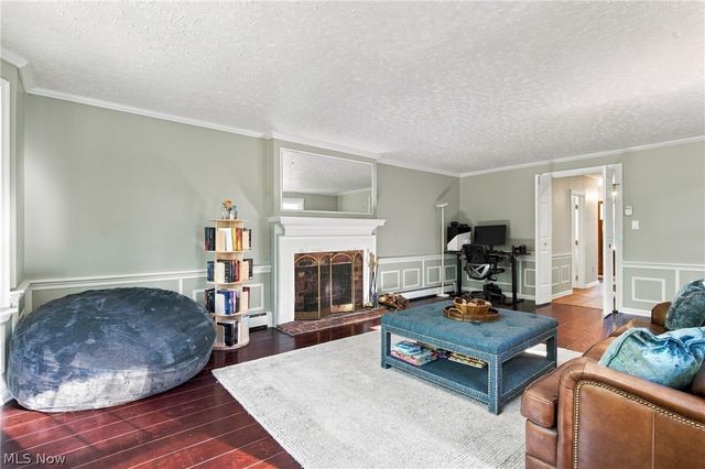 8145 Chagrin Road, Chagrin Falls, OH 44023