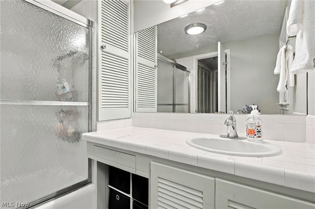 8145 Chagrin Road, Chagrin Falls, OH 44023