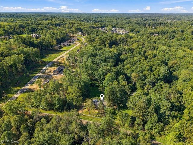 8145 Chagrin Road, Chagrin Falls, OH 44023