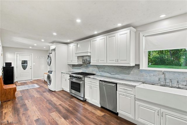 8145 Chagrin Road, Chagrin Falls, OH 44023