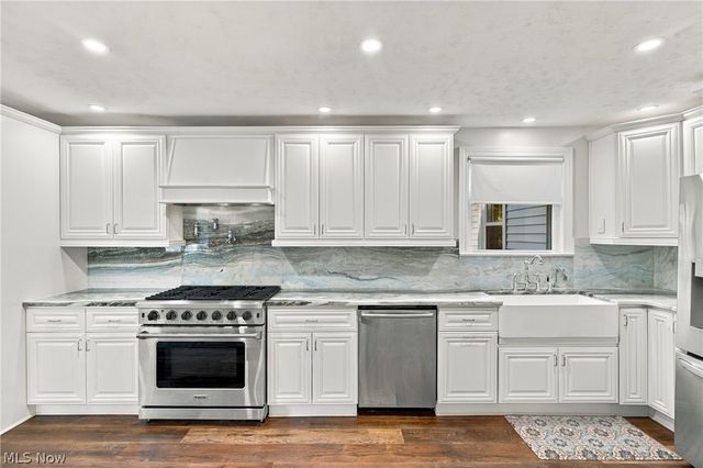 8145 Chagrin Road, Chagrin Falls, OH 44023