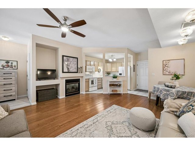 2800 W Centennial Dr B, Littleton, CO 80123