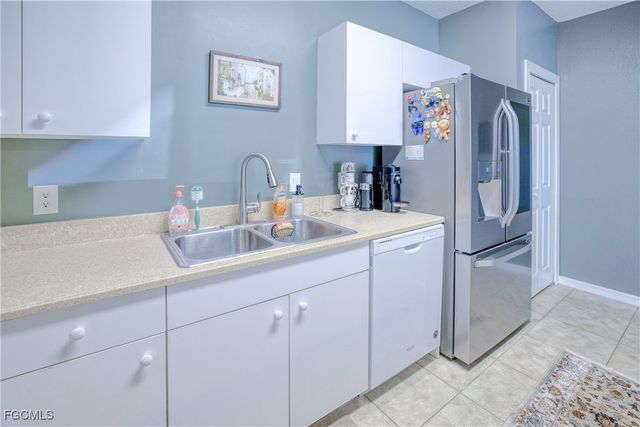 1040 Hancock Creek South BLVD 101, Cape Coral, FL 33909