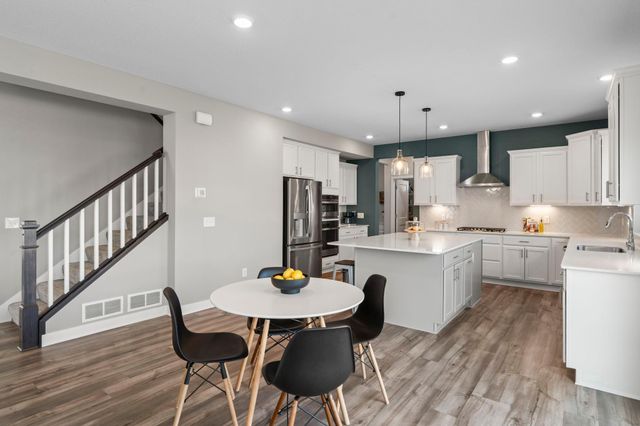 19085 Indora Trail, Lakeville, MN 55044