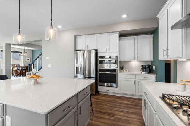 19085 Indora Trail, Lakeville, MN 55044