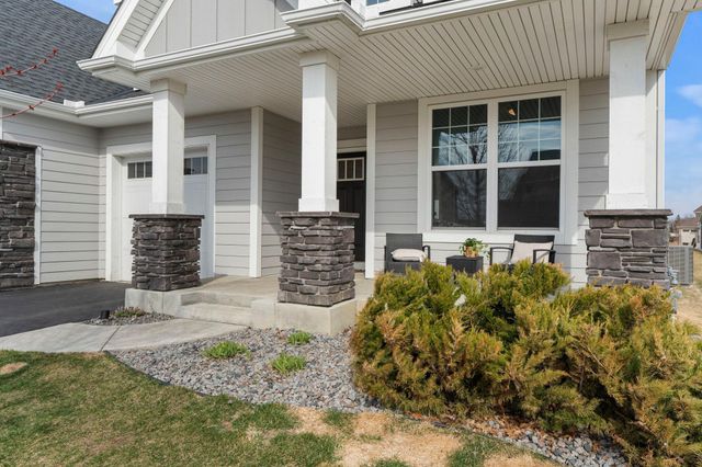 19085 Indora Trail, Lakeville, MN 55044