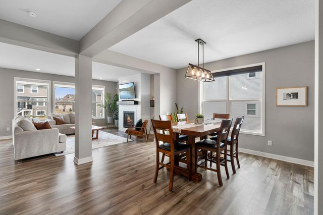 19085 Indora Trail, Lakeville, MN 55044