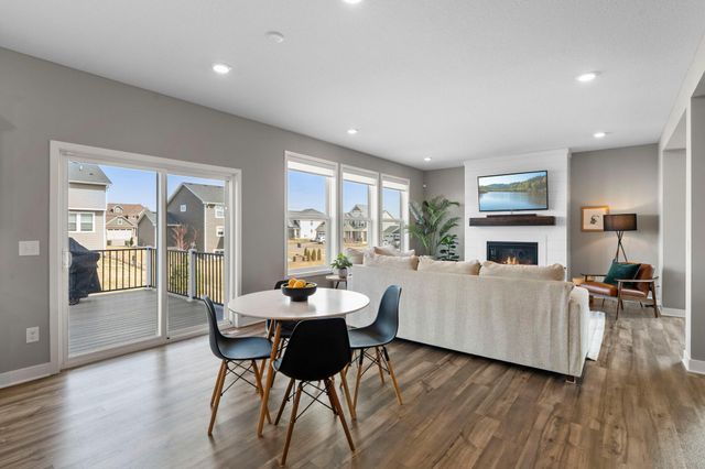 19085 Indora Trail, Lakeville, MN 55044