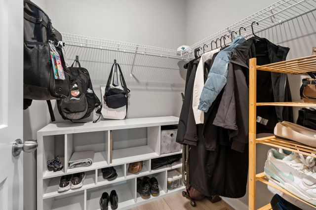 19085 Indora Trail, Lakeville, MN 55044