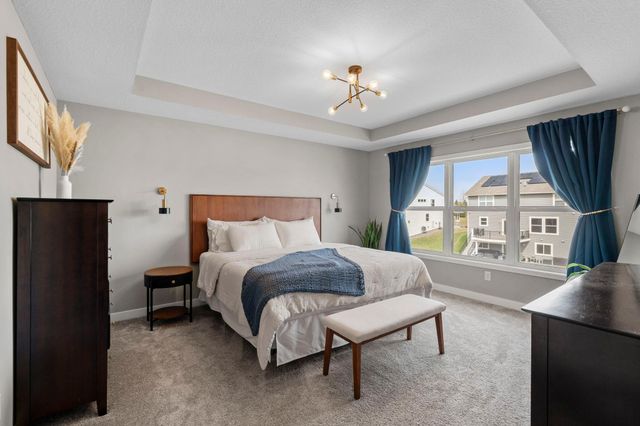 19085 Indora Trail, Lakeville, MN 55044