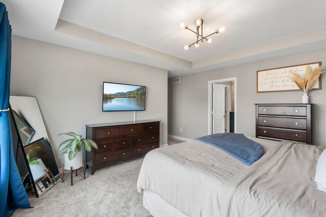 19085 Indora Trail, Lakeville, MN 55044